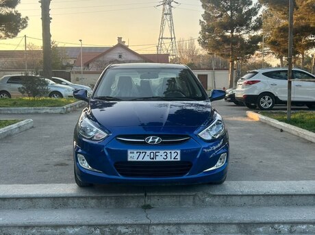 Hyundai Accent 2015