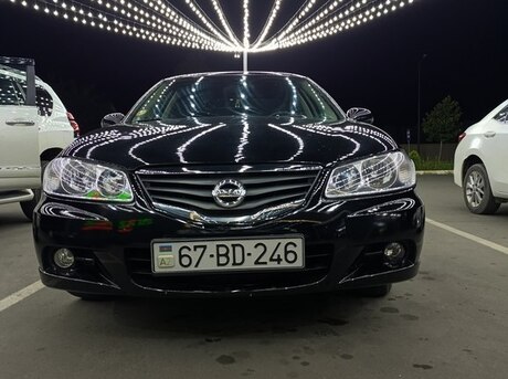 Nissan Sunny 2010