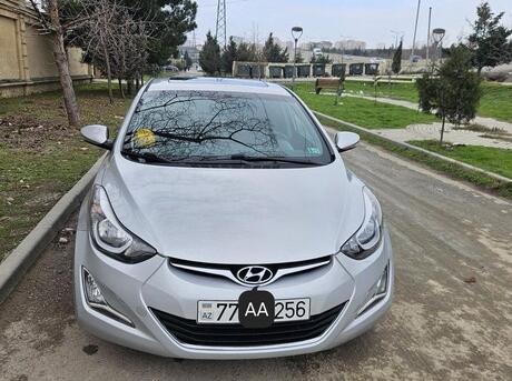 Hyundai Elantra 2015