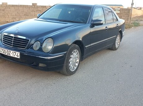 Mercedes E 220 d 2001