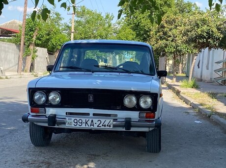 LADA (VAZ) 2106 1988