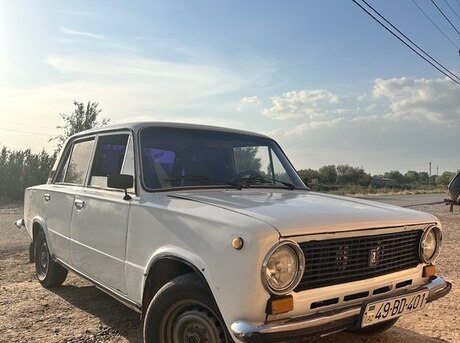 LADA (VAZ) 21011 1984