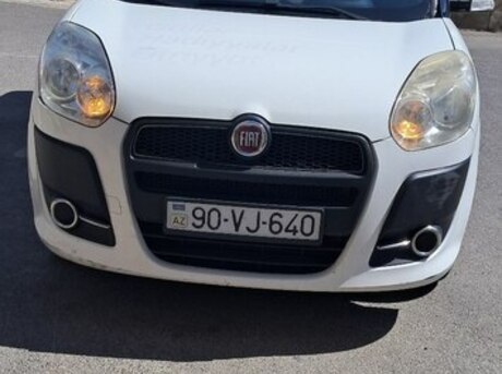 Fiat Doblo 2012