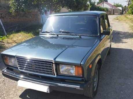 LADA (VAZ) 2107 2010