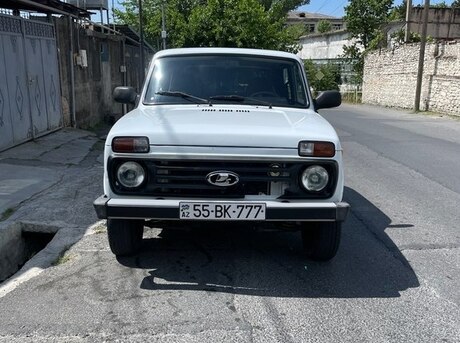 LADA (VAZ) Niva 2003