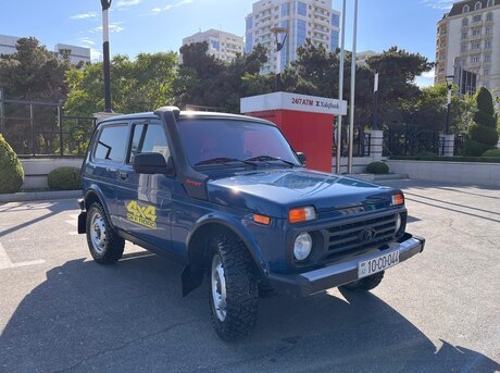 LADA (VAZ) Niva