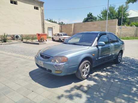 Kia Shuma 2004