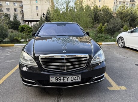 Mercedes S 550 4MATIC 2011