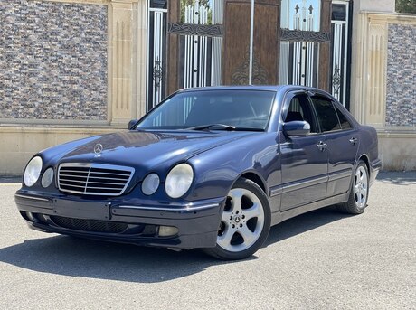 Mercedes E 220 d 2000