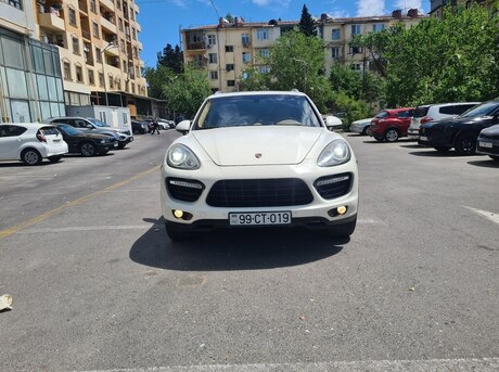 Porsche Cayenne Turbo 2010