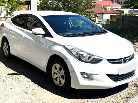 Hyundai Elantra 2013