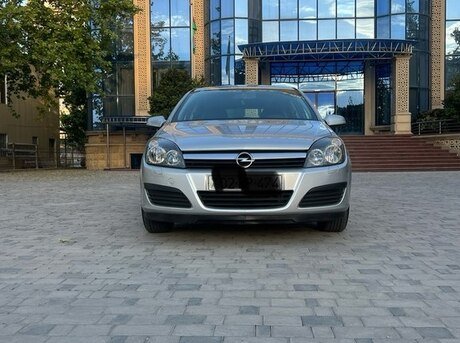 Opel Astra 2005