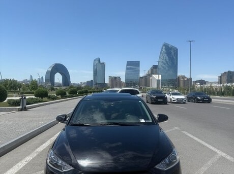 Hyundai Elantra 2018