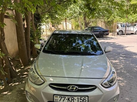Hyundai Accent 2015