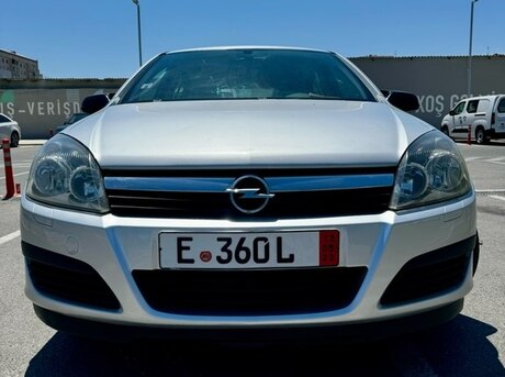 Opel Astra 2005