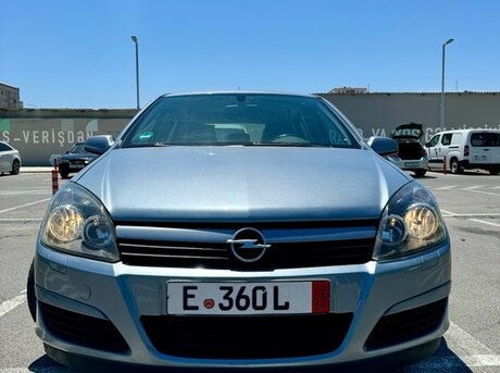 Opel Astra 2004