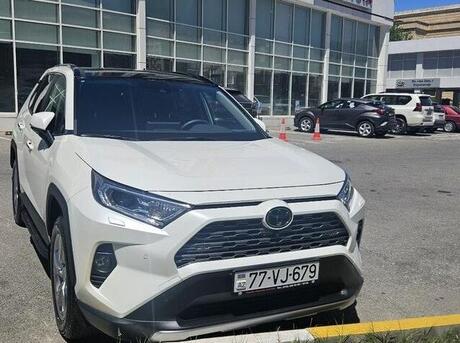 Toyota RAV4 2021
