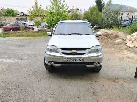 Chevrolet Niva 2012