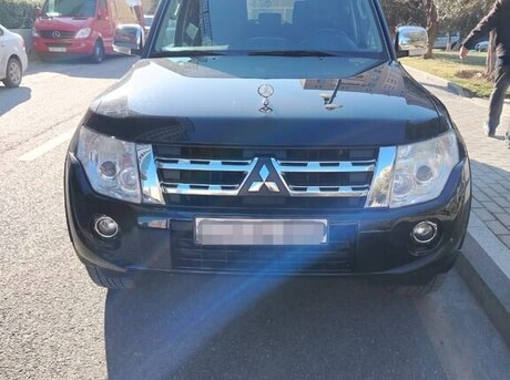 Mitsubishi Pajero 2013