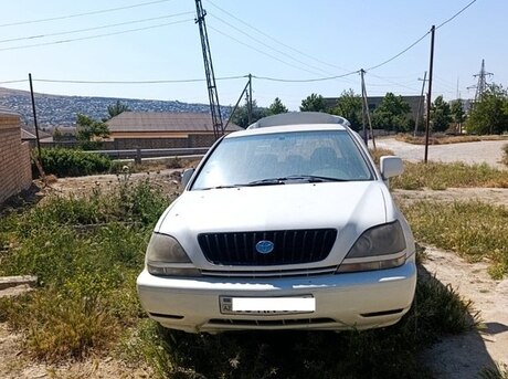 Toyota Harrier 2000