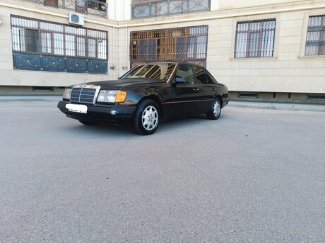 Mercedes E 220 1993