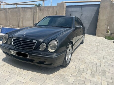Mercedes E 220 d 2000