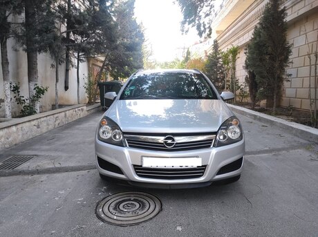Opel Astra 2009