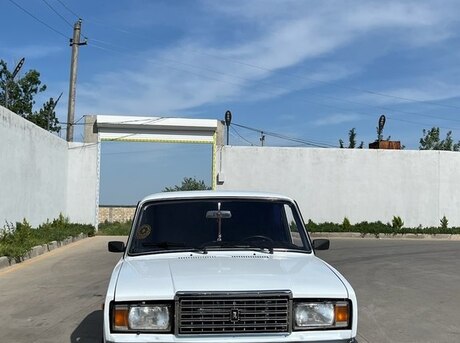 LADA (VAZ) 2107 2005