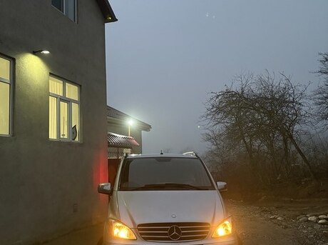 Mercedes Vito 115 2009