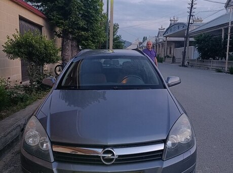 Opel Astra 2005