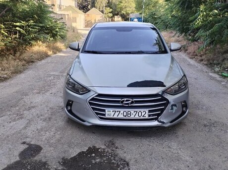 Hyundai Elantra 2015