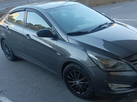 Hyundai Accent 2015