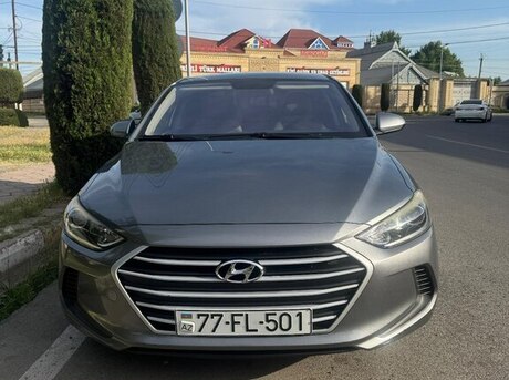 Hyundai Elantra 2017