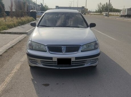 Nissan Sunny 2002