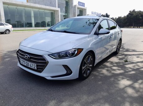 Hyundai Elantra 2016