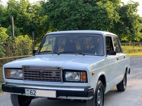 LADA (VAZ) 2107 2004