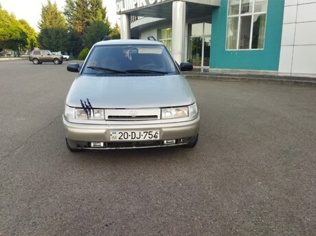 LADA (VAZ) 2111 2001