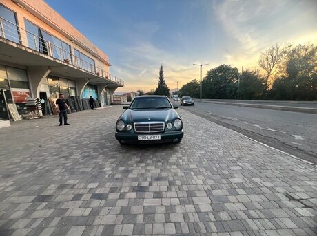 Mercedes E 200 1998