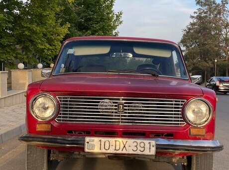 LADA (VAZ) 21011 1981