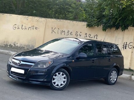 Opel Astra 2010