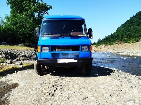 Mercedes 410 D 1993