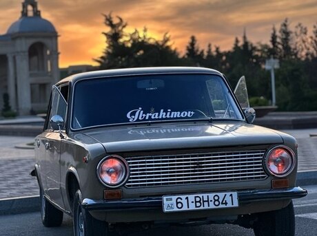 LADA (VAZ) 21011 1984