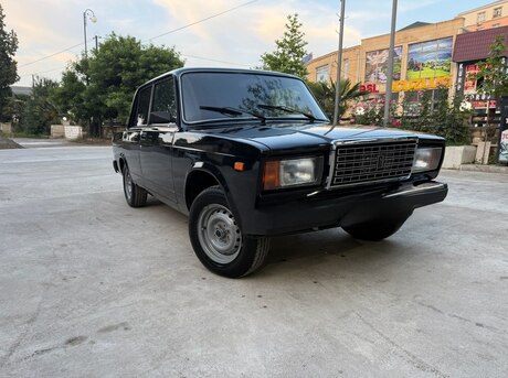 LADA (VAZ) 2107 2010