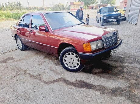 Mercedes 190 1993