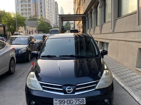 Nissan Tiida 2012