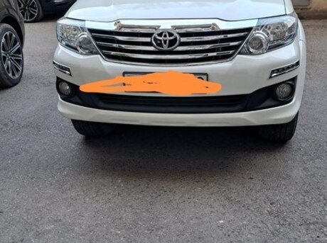 Toyota Fortuner 2013