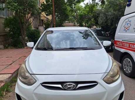 Hyundai Accent 2011