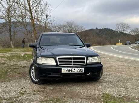 Mercedes C 180