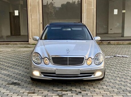 Mercedes E 240 2002