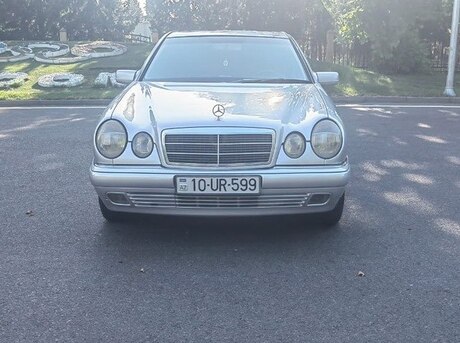 Mercedes E 240 1998
